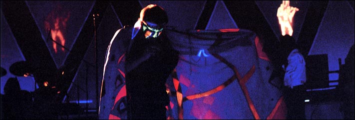 Fish - Hammersmith Odeon, London - December 1984 - Photo taken from ''The Web'' Issue No. 16